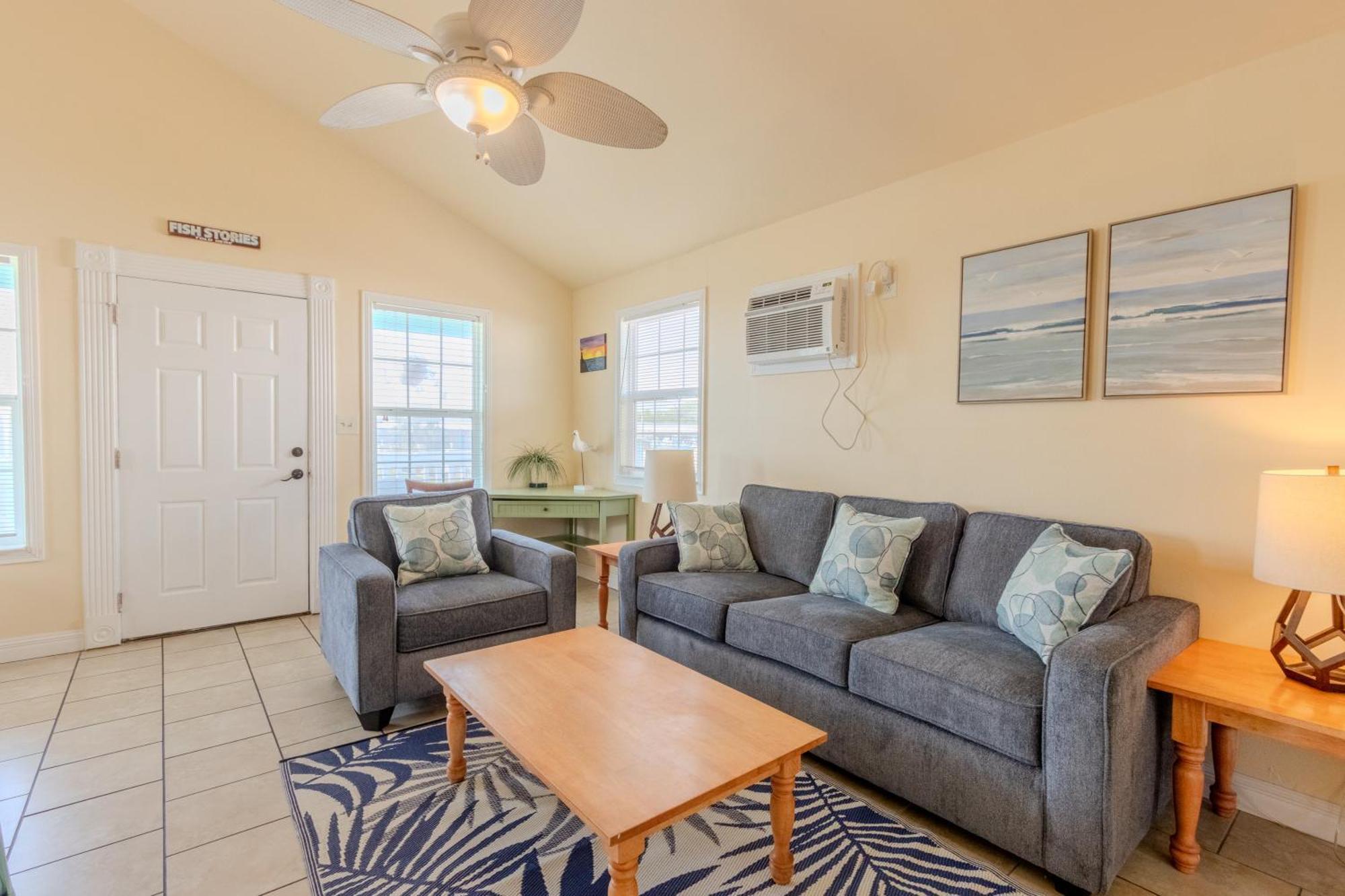 Shark Reef Resort Motel & Cottages Port Aransas Eksteriør billede